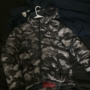 Tommy Hilfiger bubble coat